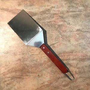 Char-Broil Brand Stainless Steel & Wood Spatula. 15.5" Long 4" Wide. EUC
